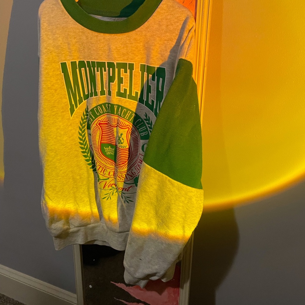 Kids green and white sweatshirt girls